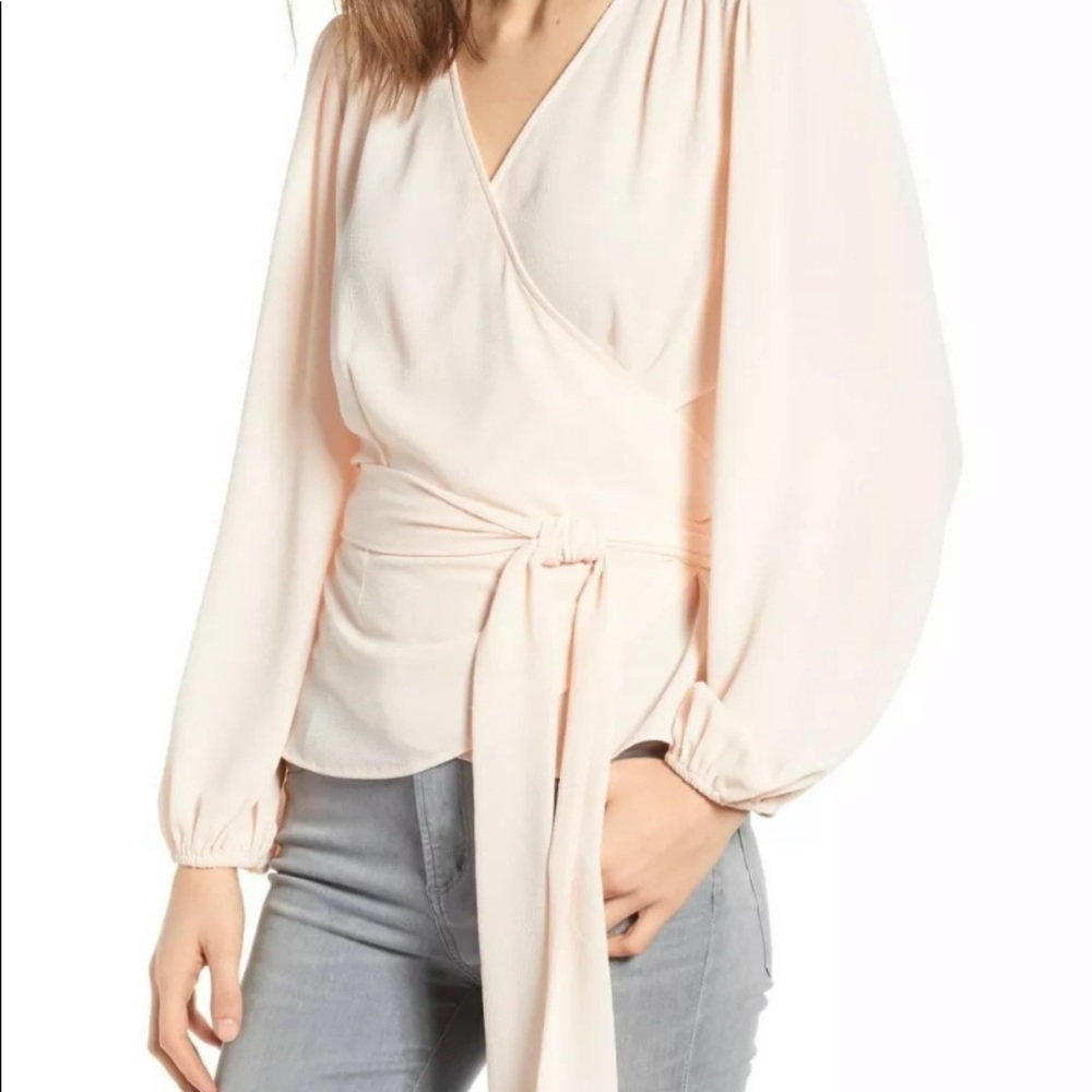 🌟Host Pick 🌟NWT Women's Chelsea28 L/S Blouse XS - Picture 2 of 5